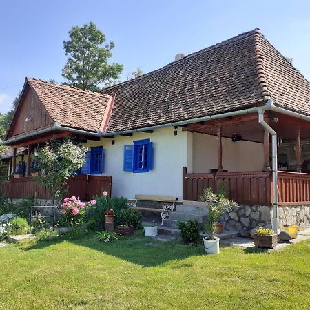 Siklod. Csaba Vendeghaz Hotel Ngoại thất bức ảnh